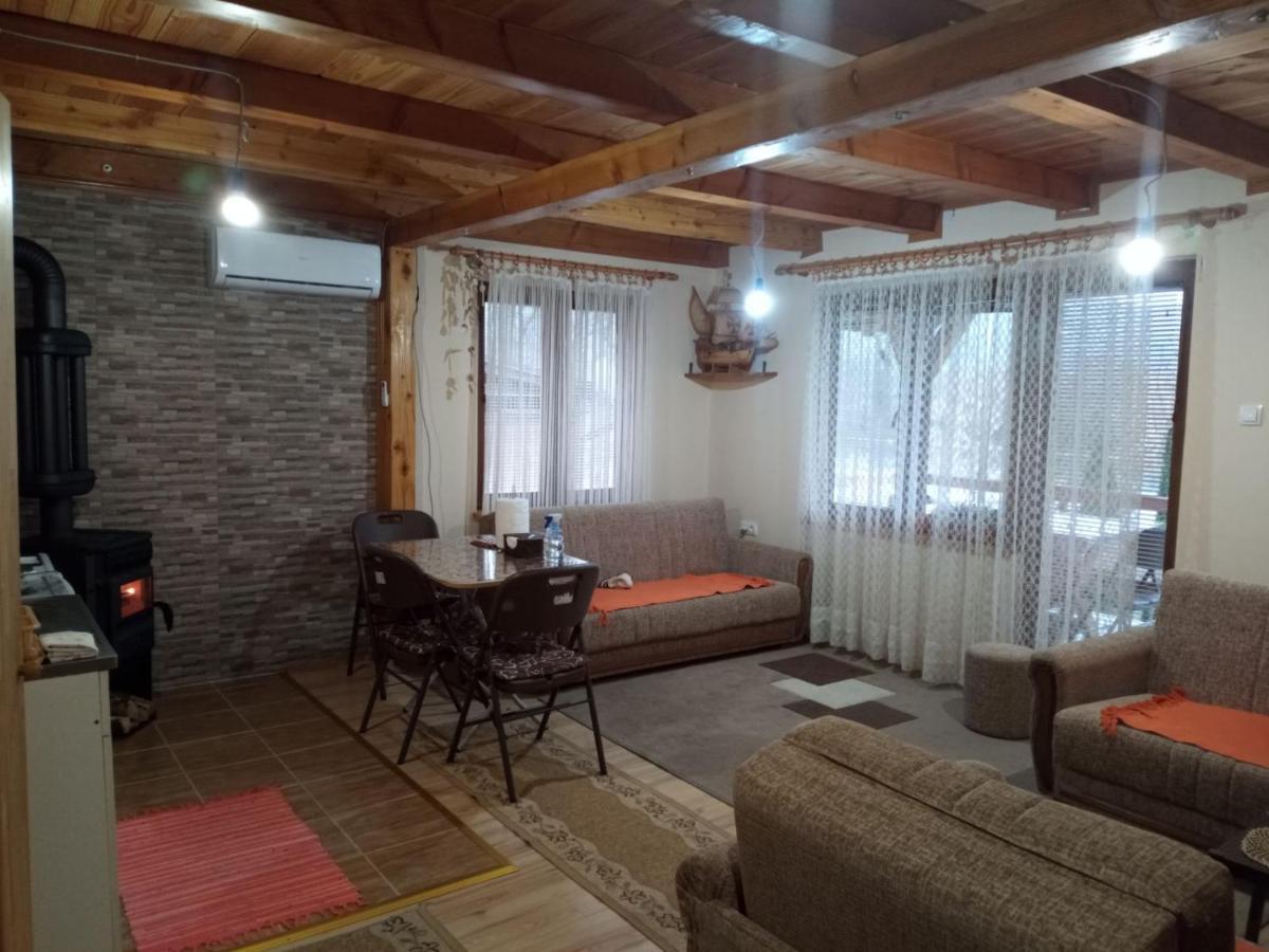 Apartman "Kapetana Luka" Ljubovija Ngoại thất bức ảnh