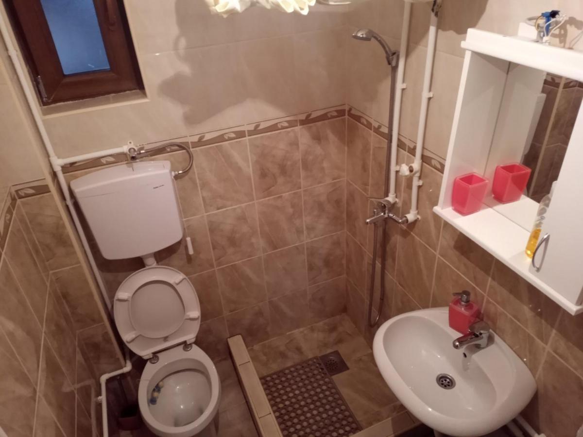 Apartman "Kapetana Luka" Ljubovija Ngoại thất bức ảnh