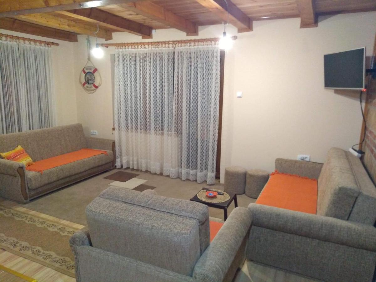 Apartman "Kapetana Luka" Ljubovija Ngoại thất bức ảnh
